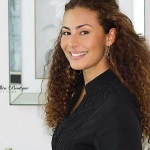 Meet your Posher, Elizabeth